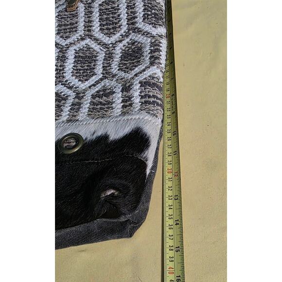 Myra Bag Buzz Fuzz cowhide Weekender shoulder Bag - Picture 7 of 7
